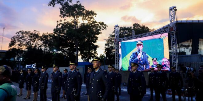 Governo do Acre fortalece segurança pública com formatura de novos aspirantes a oficial da Polícia Militar