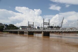 Alívio: Rio Acre sai da cota de transbordamento na capital