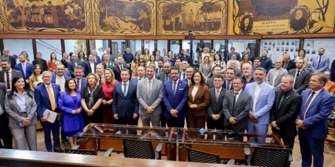 Governador Gladson Camelí participa da abertura dos trabalhos legislativos de 2026 na Aleac