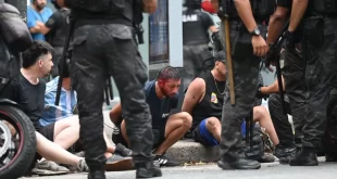 ‘Caçam as pessoas nas esquinas’: Argentina cria repressão como método de governo