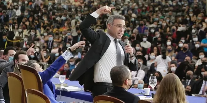 Como fica o caso Master na mão do terrivelmente evangélico Mendonça? Só o diabo sabe