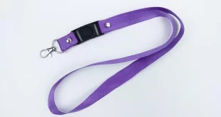 Projeto cria cordão roxo para identificar pessoas com Alzheimer