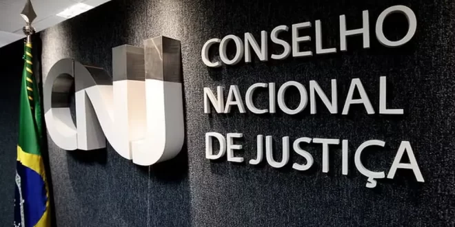 Penduricalhos: juízes afastados por crimes sexuais recebem até R$ 140 mil
