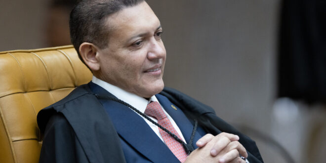 Isto é a extrema-direita: Partido Liberal entra com ação no STF contra aumento da tributação dos mais ricos