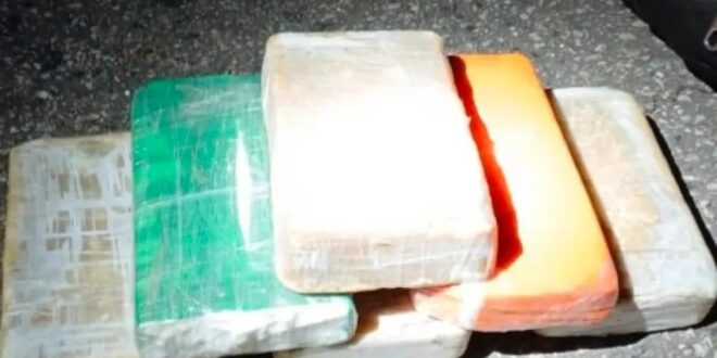 Drogas no Acre: PRF apreende seis quilos de cocaína e apreende menina de 16 anos