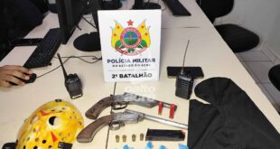 Violência em Rio Branco: dupla é detida com escopetas, munições e droga após denúncia de sequestro