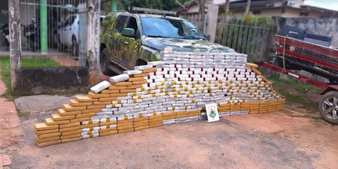 Drogas no Acre: casal de adolescentes bolivianos que transportava 341 kg de drogas por rio no Acre, é preso