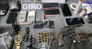 Cinematográfica: PM cerca casa e interrompe reunião de facção criminosa
