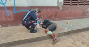 Violência em Rio Branco: morador de rua é espancado a golpes de ripa