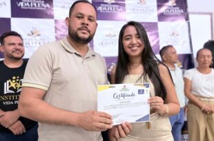 Parceria entre Estado e organização da sociedade civil entrega 80 certificações em cursos profissionalizantes na capital