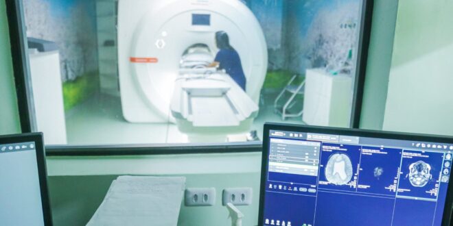 Com mais de 12 mil exames realizados, ressonância magnética no Juruá fortalece regionalização e reduz necessidade de deslocamentos à capital