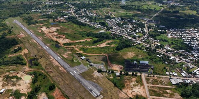 Deracre faz manutenção em aeródromos do interior mantendo prioridade a voos de emergência