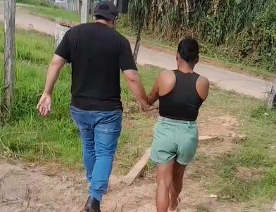 Drogas e violência no interior: mulher condenada a 11 anos por tráfico é presa