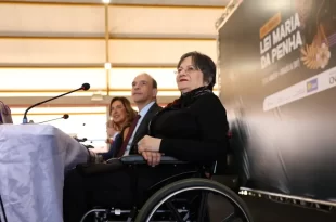 Desmascarando documentário do Brasil Paralelo: ex-marido e outros três viram réus por campanha de ódio contra Maria da Penha