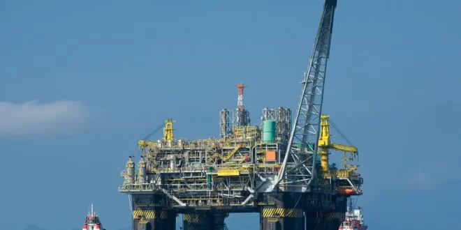 Governo quer usar lucro do petróleo para financiar Minha Casa, Minha Vida e corrigir renda das famílias