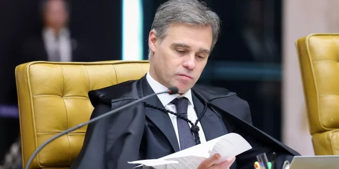 Mendonça cita perigosa ameaça de organização criminosa ligada a Vorcaro