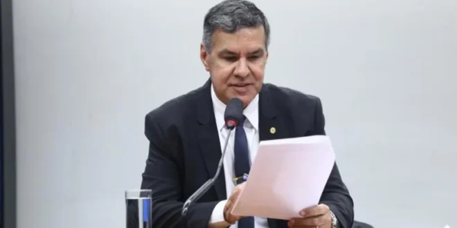 Ideia de jirico: deputado bolsonarista quer extinção da Ancine, EBC e de outros oito órgãos federais