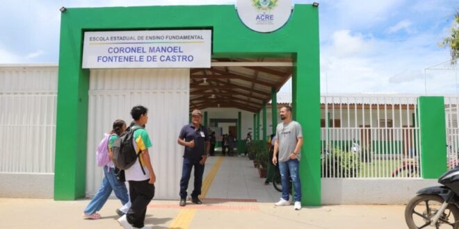 Governo do Acre conclui novas salas e entra na fase final de entrega da quadra da Escola Fontenele de Castro, em Brasileia