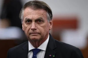 Justiça devolve direitos de ex-presidente a Jair Bolsonaro