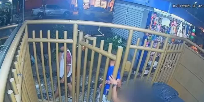 Alerta: adolescente aceita convite por WhatsApp e acaba estuprada por 5 homens