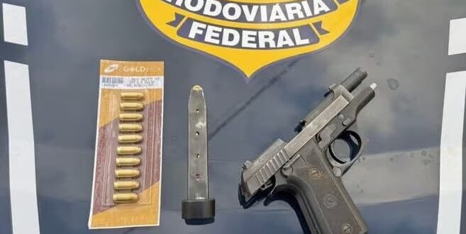 Violência no Acre: fiscalização da PRF resulta em prisão por porte ilegal de arma de fogo