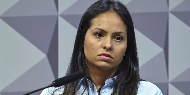 CPMI do INSS: ex-secretária do Careca do INSS nega pagamentos a Fábio Luís (Lulinha)