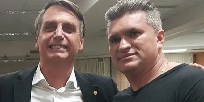 Ex-aliado de Bolsonaro acusa Flávio de “estratégia” de traição e cita morte de Bebbiano