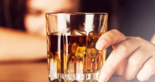 Quase 12 milhões de brasileiros sofrem com alcoolismo