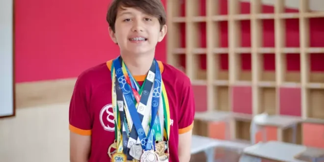 Menino de 12 anos é aprovado em vestibular de Matemática da UERJ