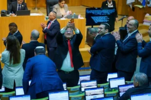 Punição padrão: Israel aprova pena de morte para palestinos e comemora decisão com champanhe