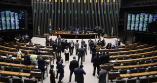 Câmara dos Deputados aprova projeto de lei que aumenta a pena para crimes contra a vida de 60 +