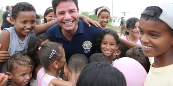 Gladson Camelí anuncia renúncia ao governo do Acre