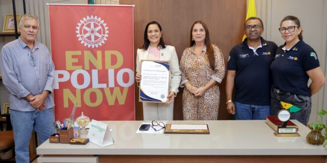 Vice-governadora Mailza é homenageada pelo Rotary Club