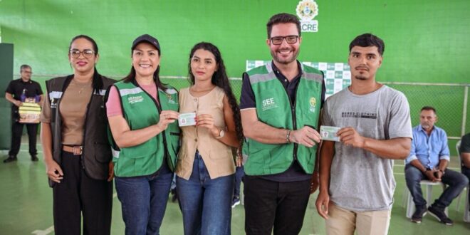 Governo entrega habilitações do Programa CNH Social em Porto Walter
