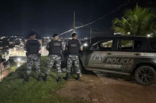 Roubar e não carregar: quadrilha faz motorista refém, rouba e acaba deixando produtos para trás ao fugir da polícia