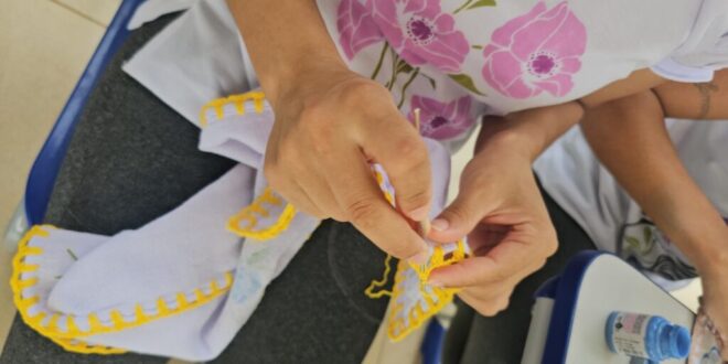 Iapen expõe trabalhos de mulheres privadas de liberdade na feira Caravana Delas