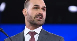 Se complicou mais: Eduardo Bolsonaro foge de depoimento ao STF