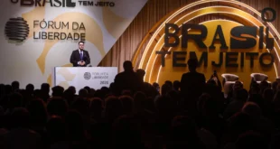 A liberdade como discurso, a servidão como propósito