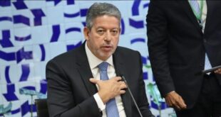 Arthur Lira compra jatinho de US$ 1 milhão junto com ruralista que tem mais de R$ 100 milhões em contratos com o governo e R$ 15 milhões em emendas