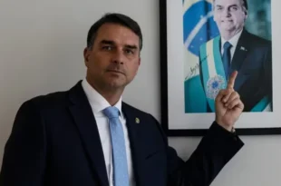 Flávio Bolsonaro: o herdeiro do caos