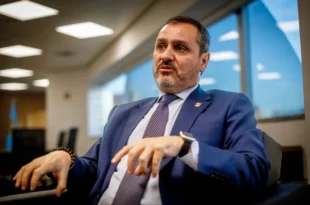 Tchau bello: Diretor da PF retira credenciais de agente dos EUA no Brasil