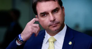 Acorda Alice: os planos que Flávio Bolsonaro tem escondido para aposentadorias, saúde e educação