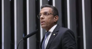 'Bolsonaro é responsável pela quadrilha que acabou com o Rio', aponta Otoni de Paula