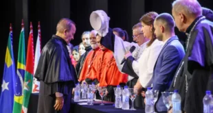 É a extrema direita, estúpido: Universidades particulares que homenagearam governador ganharam R$ 890 milhões de SC