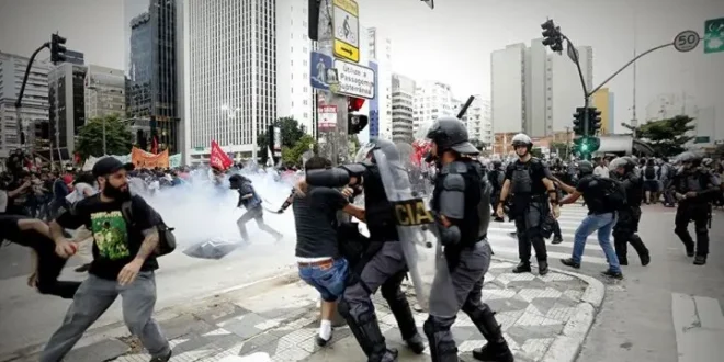 Dia do trabalhador vira palco para os que são contra direitos do trabalhador: PM de Tarcísio veta sindicatos na Paulista no 1º de maio para privilegiar atos da extrema direita