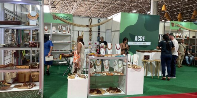Artesãos acreanos registraram mais de R$ 113 mil em vendas durante o 21º Salão do Artesanato de Brasília