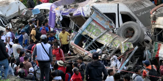 Ataque com bombas mata 14 e deixa 38 feridos na Colômbia