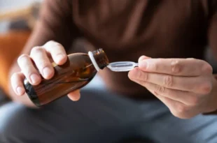 Atenção à bula: Anvisa manda retirar do mercado medicamentos com Clobutinol usada em xaropes para tosse