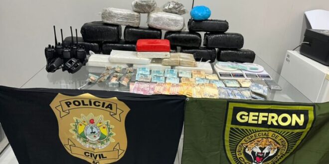 Ação conjunta da Polícia Civil e Gefron desarticula depósito de drogas no interior