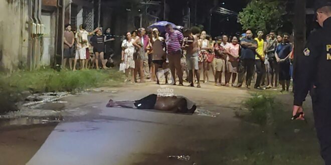 Comerciante é executado a tiros após ter estabelecimento invadido